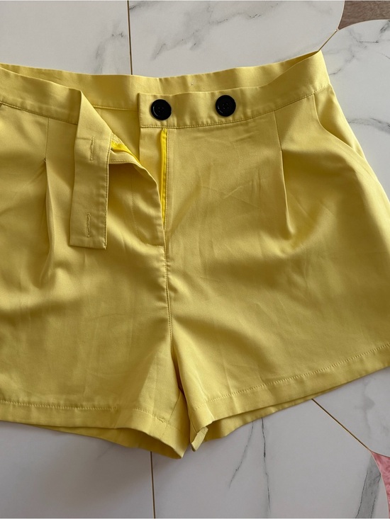 Pants - Yellow High-Waist Pleated Bermuda Shorts